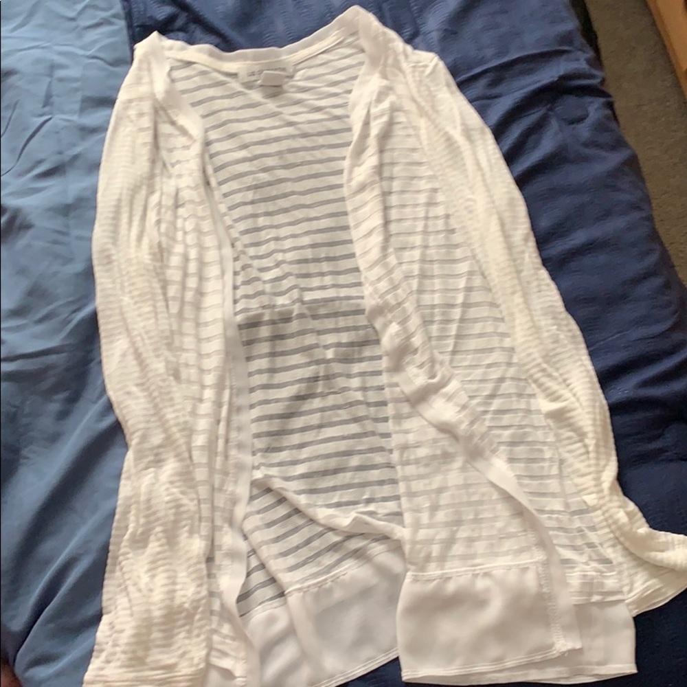 Thin whit striped sweater